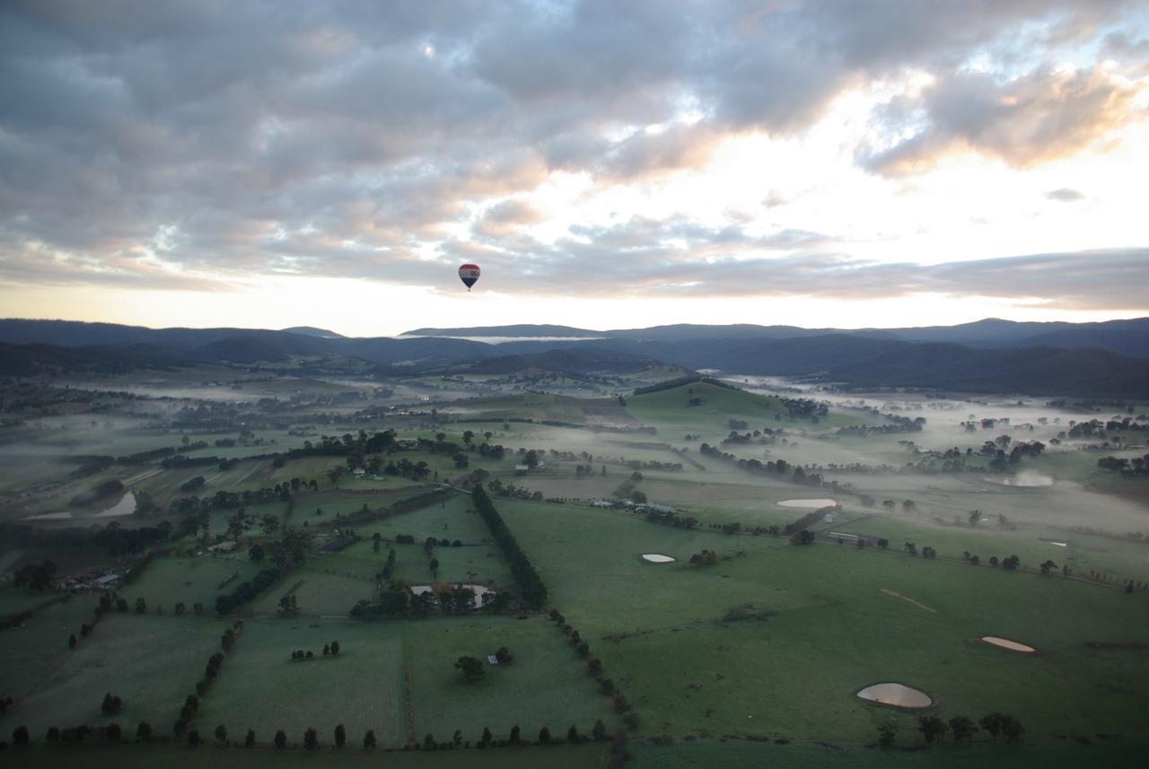 Graceburn Gardens Bed and Breakfast Healesville Exterior foto